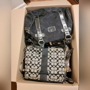 Wholesale Lot ot 40 Assorted Handbags Pre-owned. See description.